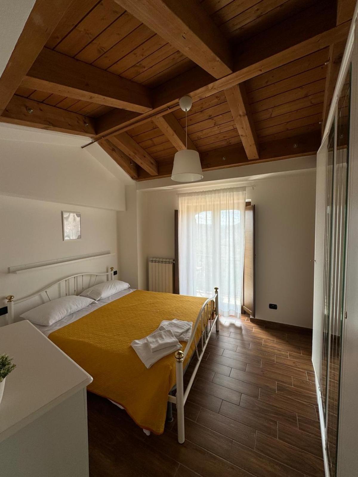 La Pietra Gialla Pietrapertosa Buitenkant foto